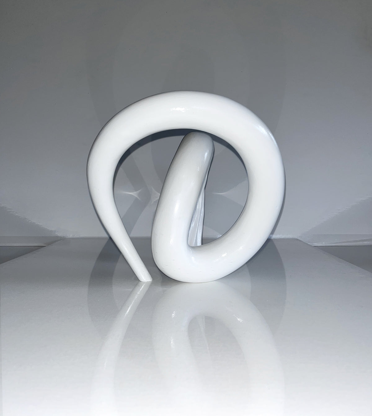 Contorted Glossy White